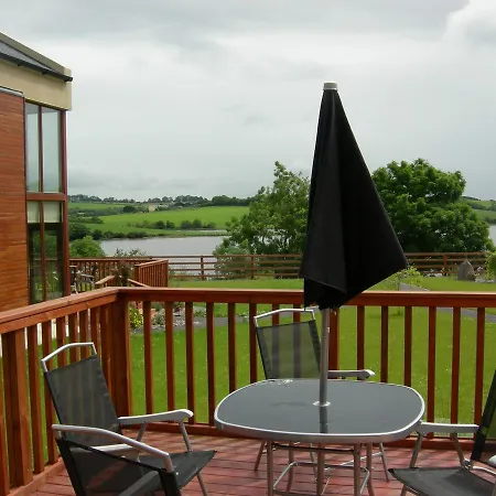 度假居 Castle Quay Homes By Trident Homes 金塞尔