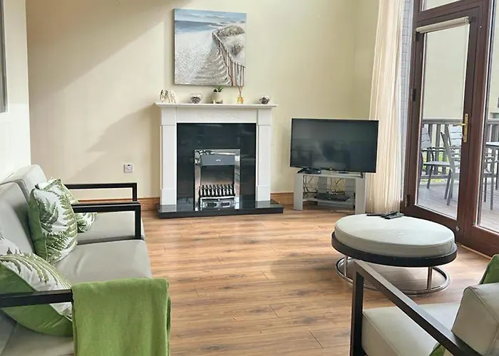 Castle Quay Homes By Trident Homes 킨세일