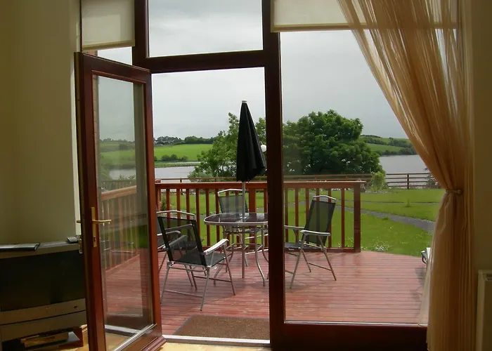 Castle Quay Homes By Trident Homes 펜션 *